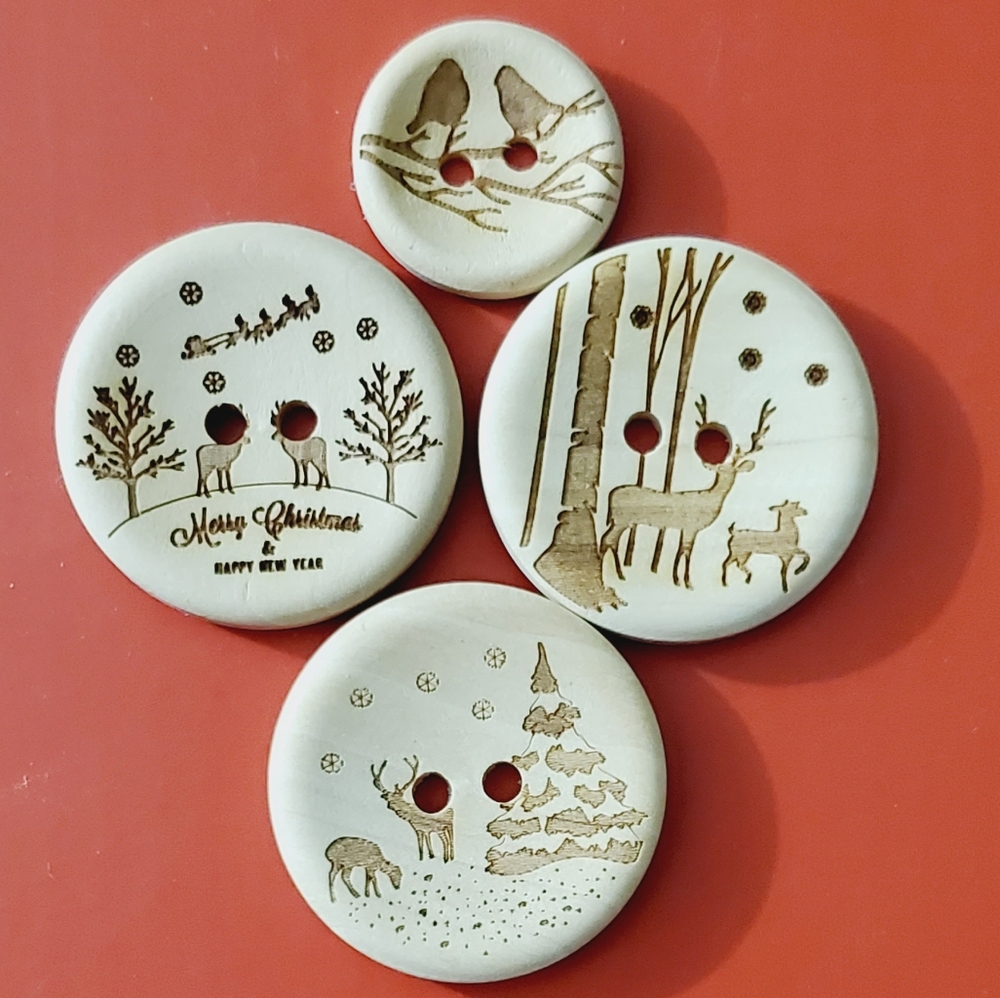 Wood Christmas buttons nature deer snow trees birds holly branch engraved